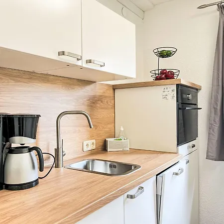 Dornroeschen By Interhome شقة Frankenau