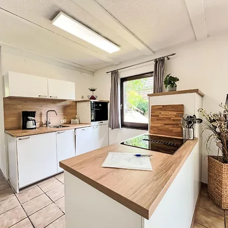 Dornroeschen By Interhome شقة Frankenau